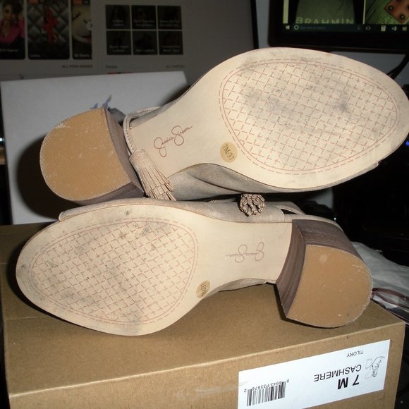 Jessica Simpson Color Cashmere block heeled suede look shoes Tilory in box. - Picture 2 of 8